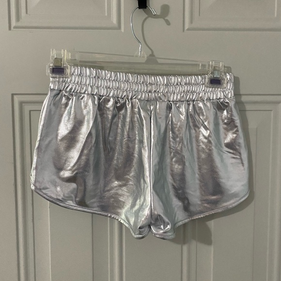 Pumpkino silver shorts juniors large - Picture 3 of 9